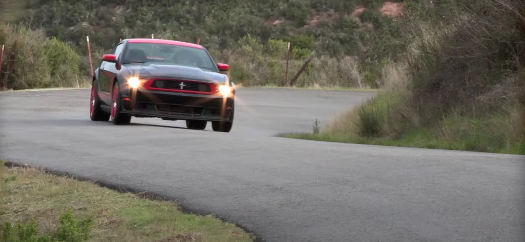 Video: 2012 Ford Mustang Boss 302 Laguna Seca - Road and Track Test