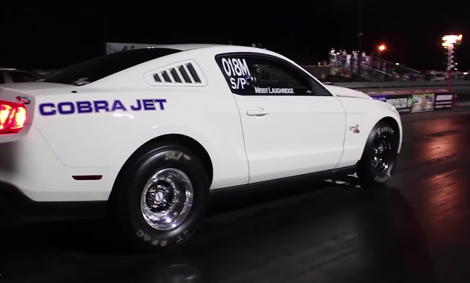 Video: 2012 Ford Mustang Cobra Jet vs Dodge Demon Drag Race