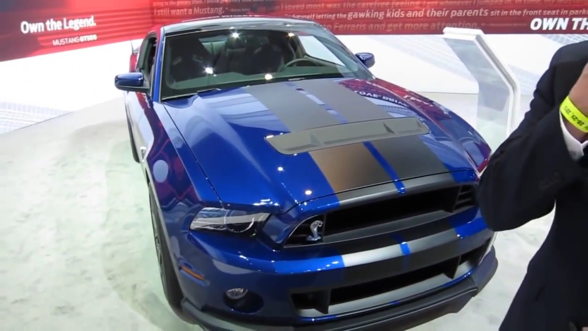 Video: 2013 Ford Mustang Shelby GT500 Cobra Walkaround