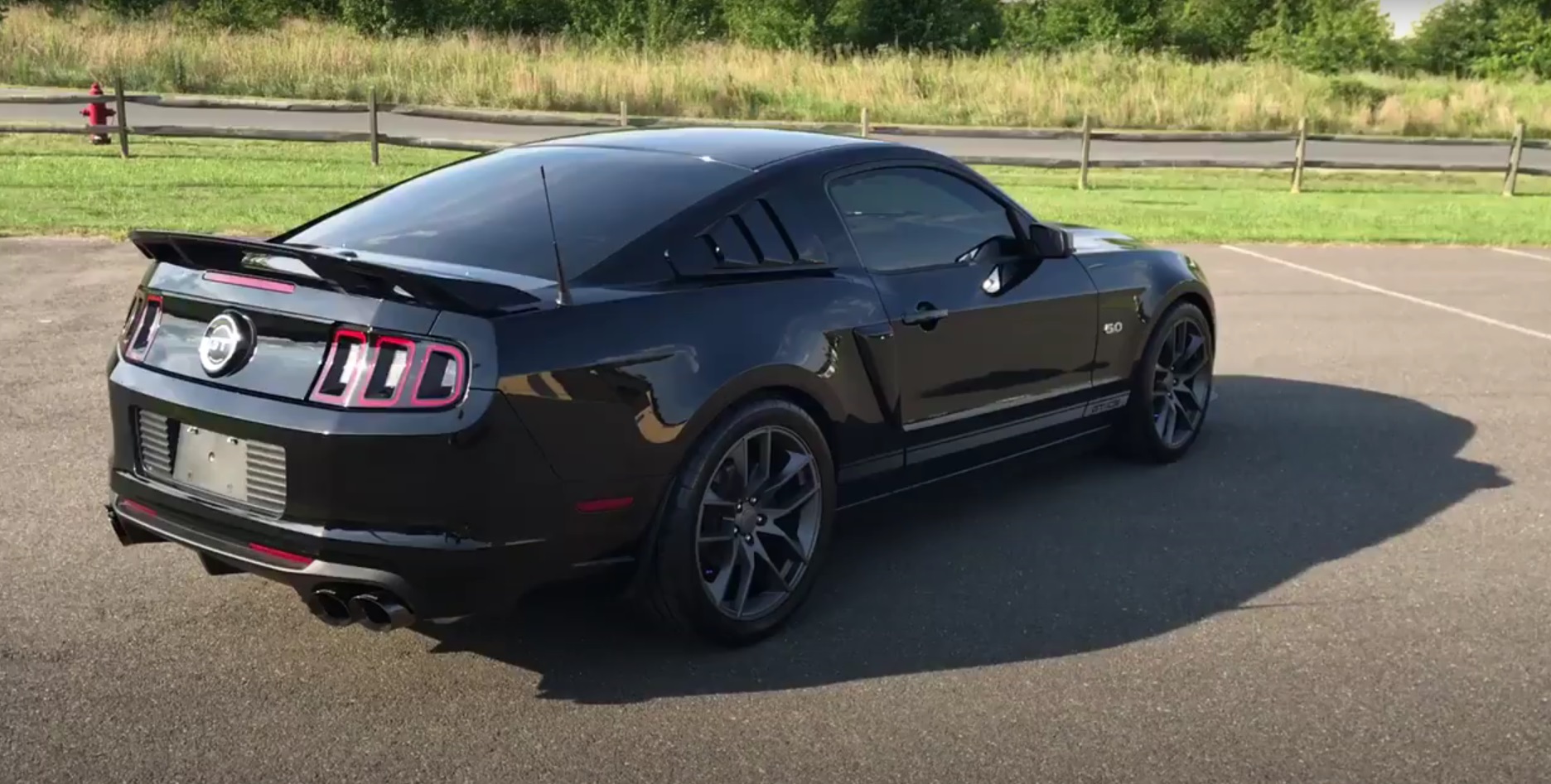 Video: Gorgeous 2013 Ford Mustang GT California Special