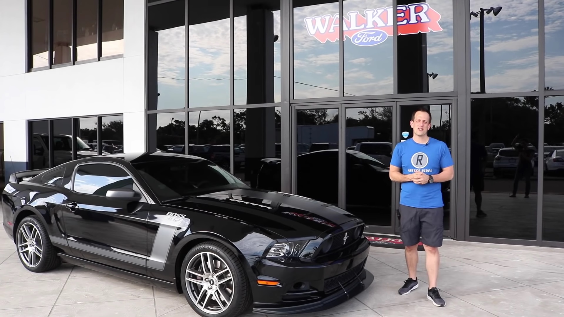 Video: Does The 2013 Ford Mustang Boss 302 Laguna Seca Deserve A Serious Look?