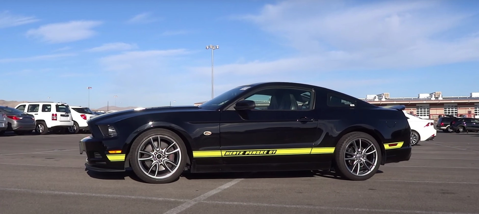 Video: 2014 Ford Mustang Hertz Penske GT Walkaround