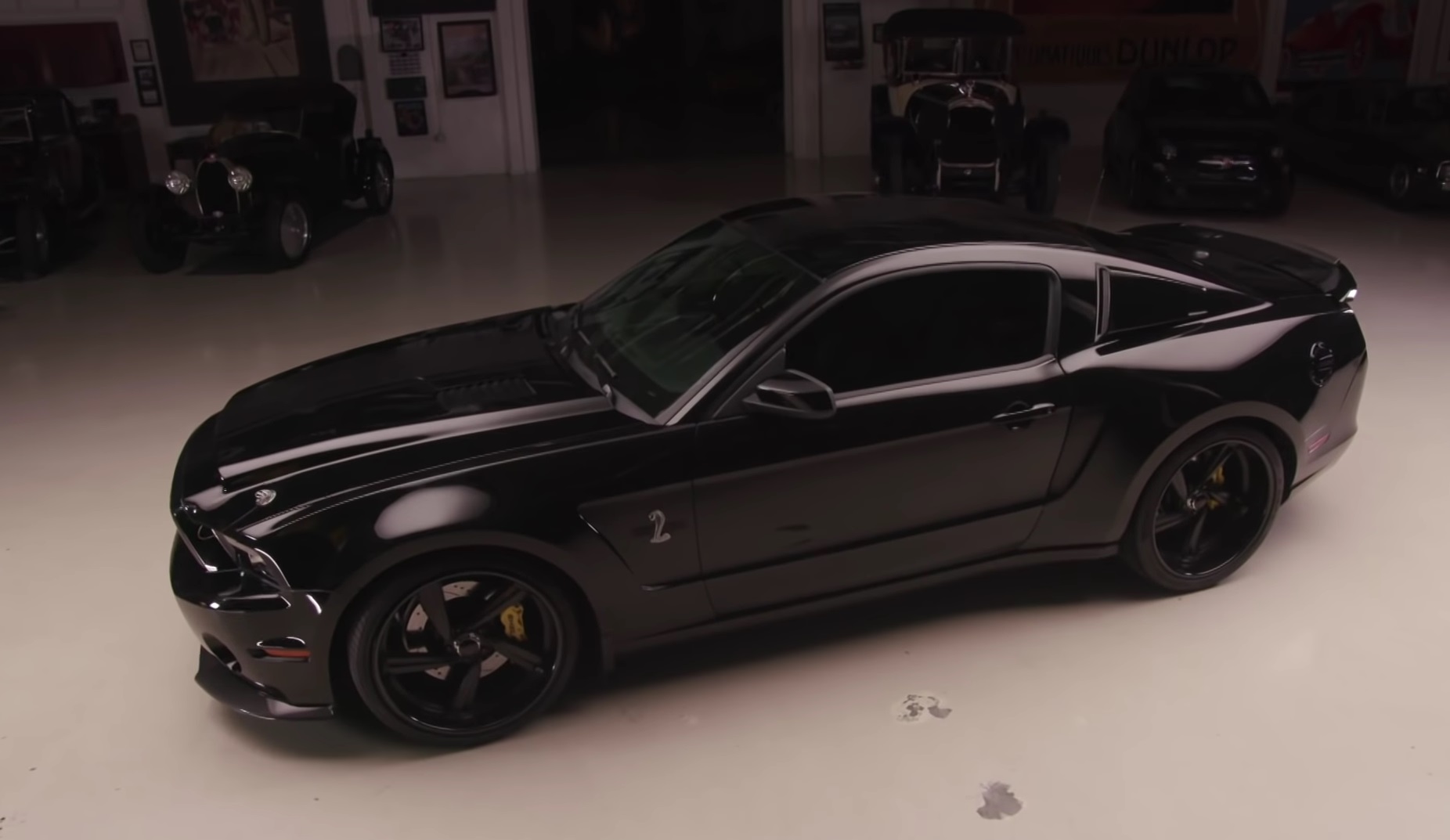Video: Jim Caviezel's 2014 Ford Mustang Shelby GT500 Super Snake - Jay Leno’s Garage