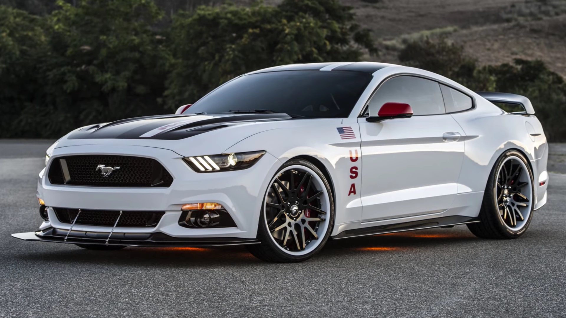 Video: 2015 Ford Mustang GT Apollo Edition