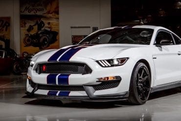 Video: 2015 Ford Mustang Shelby GT350R - Jay Leno's Garage