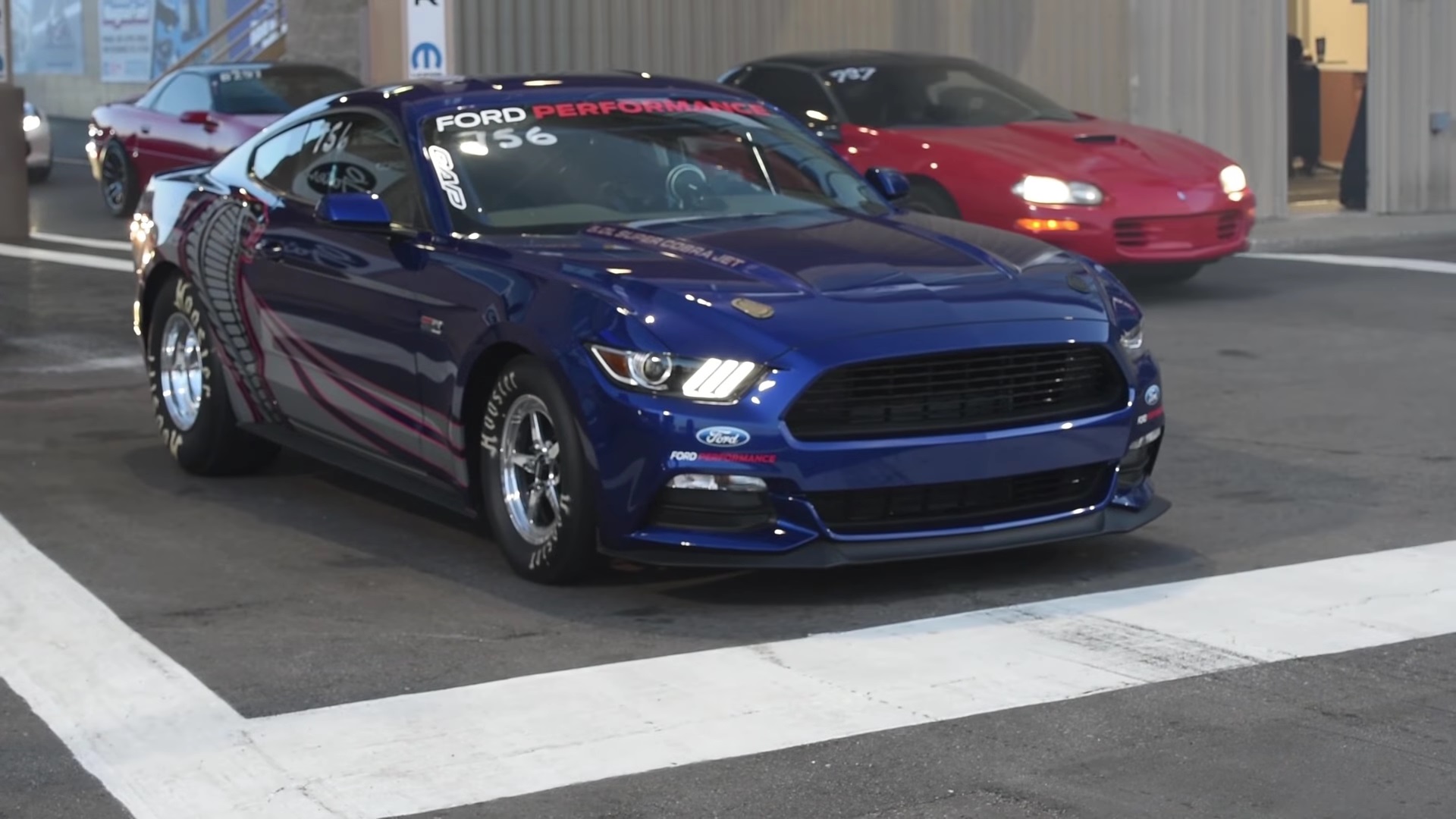 Video: 2016 Ford Mustang Cobra Jet Making Its First Passes