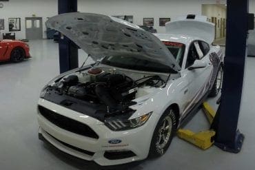 Video: 2016 Ford Mustang Cobra Jet Build Time Lapse - Ford Performance
