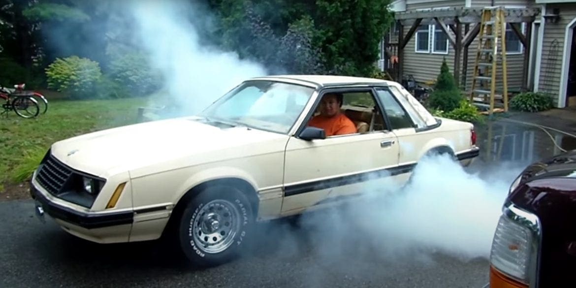 Video: 1981 Ford Mustang Burnout