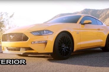 Video: 2018 Ford Mustang - Interior