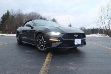Video: 2019 Ford Mustang EcoBoost - Full Review & Test Drive