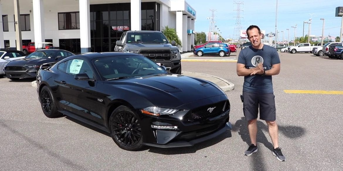 Video: Is The 2019 Ford Mustang GT Performance Pack A Good Daily Driver?