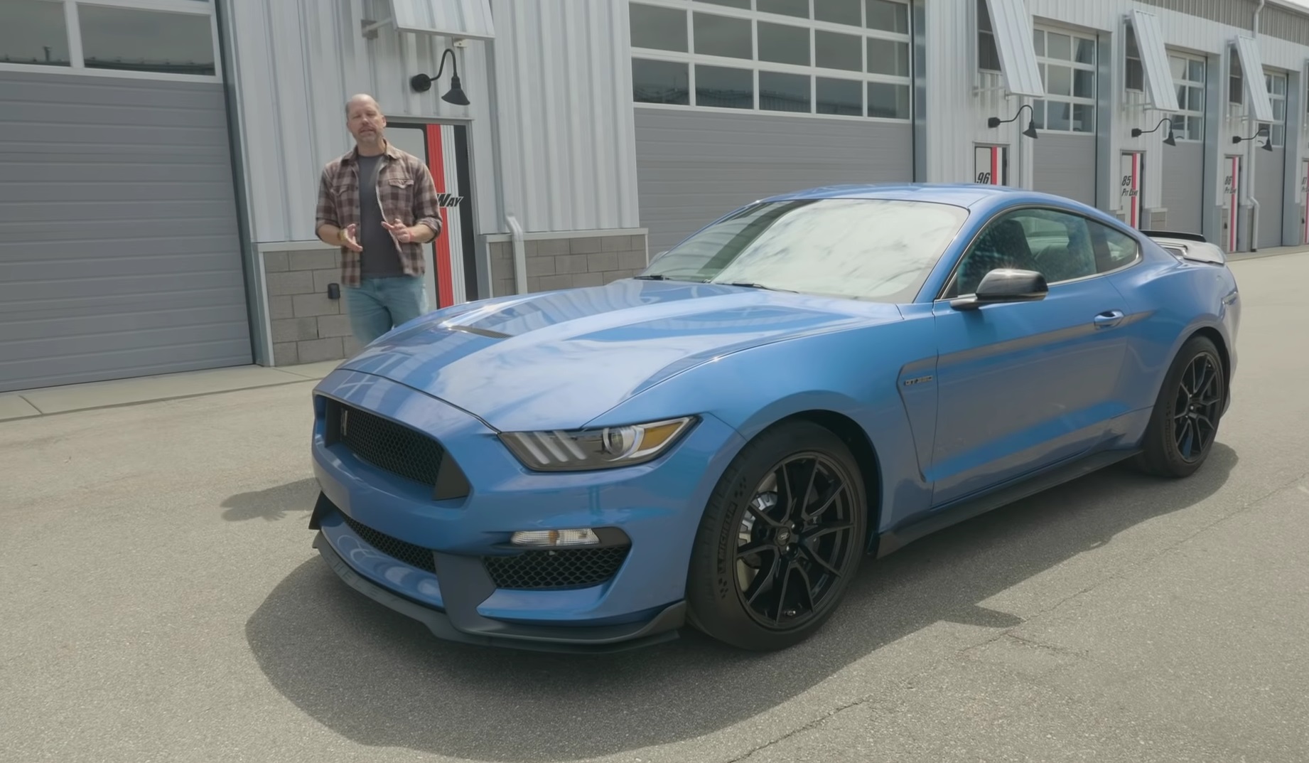 Video: 2019 Ford Mustang Shelby GT350 Test Drive & Review