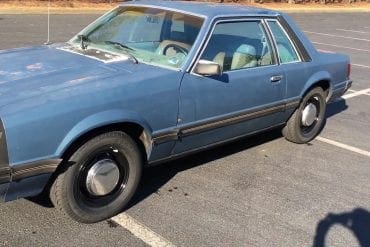 Video: 1982 Ford Mustang Coupe Engine Sound + Quick Walkaround