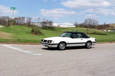 Video: 1983 Ford Mustang White Convertible Walkaround