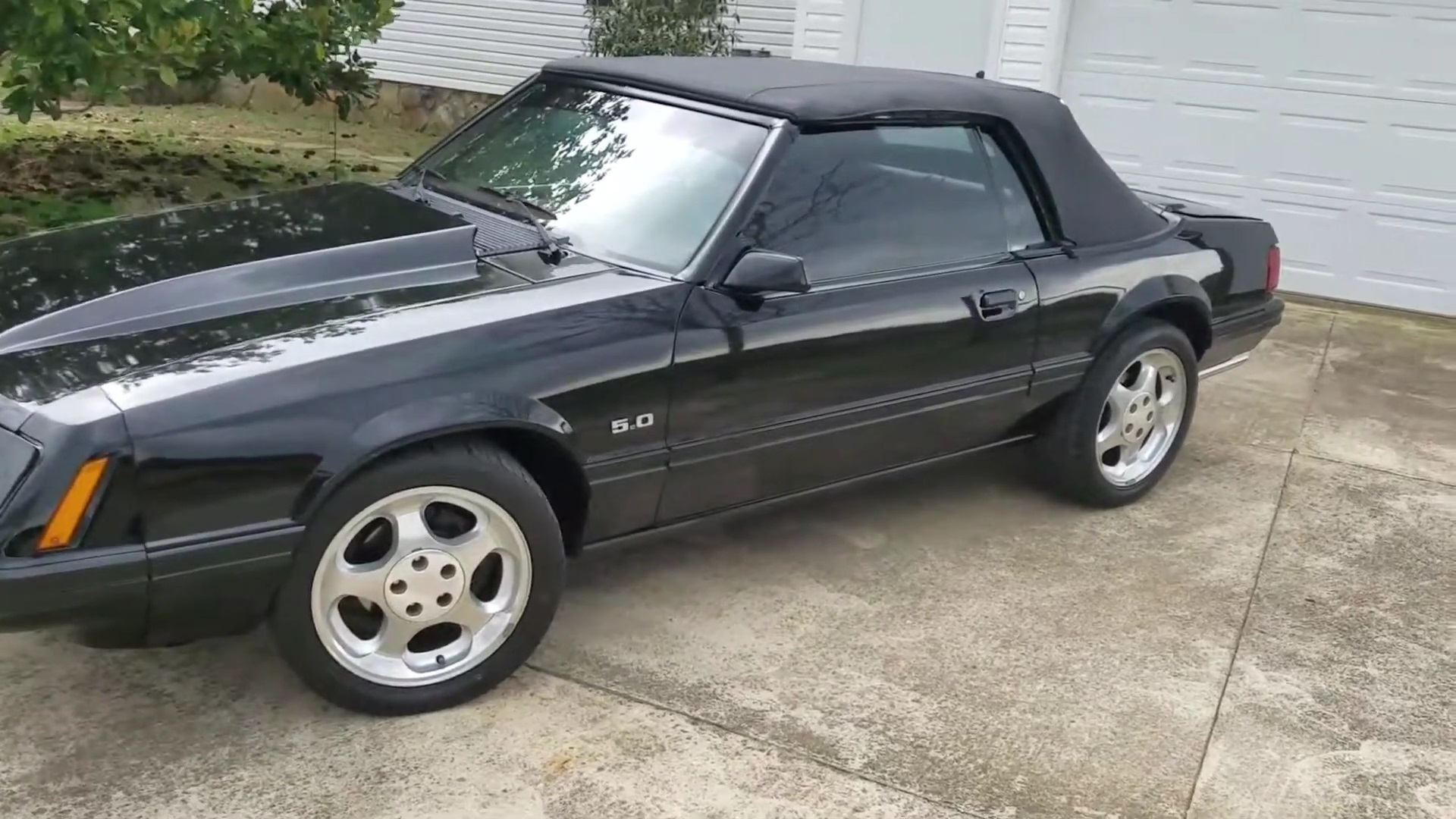 Video: 1983 Ford Mustang GLX Convertible Walkaround