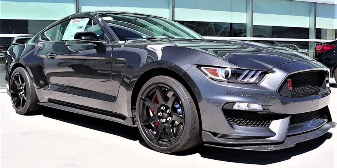 Video: 2019 Ford Mustang Shelby GT350R - Has the 350R Changed at All?
