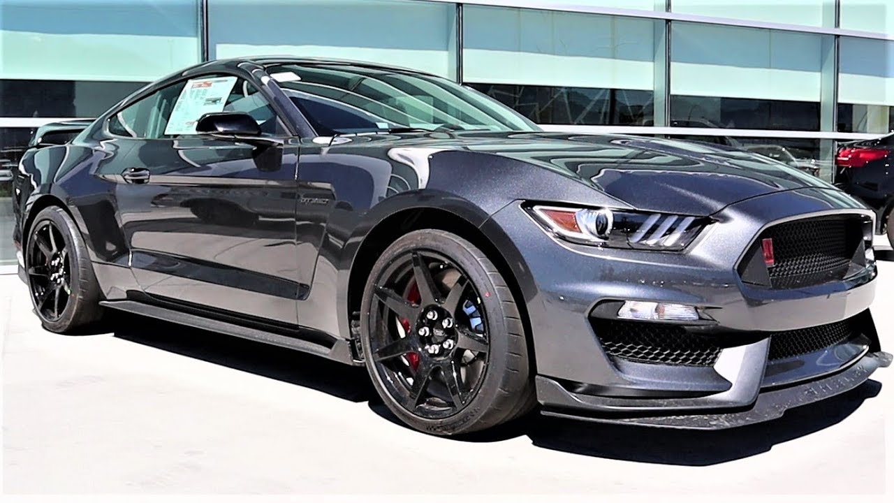 Video: 2019 Ford Mustang Shelby GT350R - Has the 350R Changed at All?