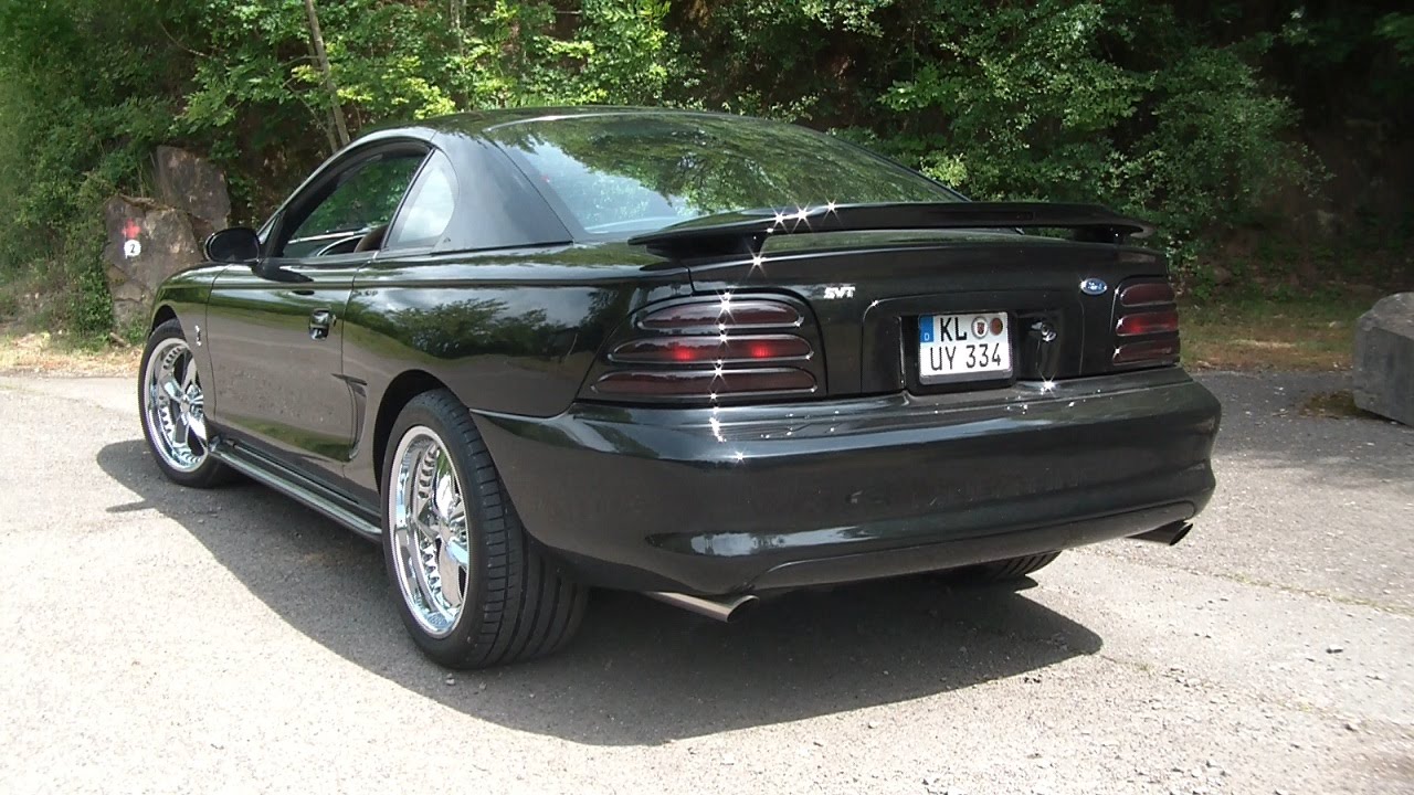 Video: 1995 Ford Mustang SVT Cobra Road Test