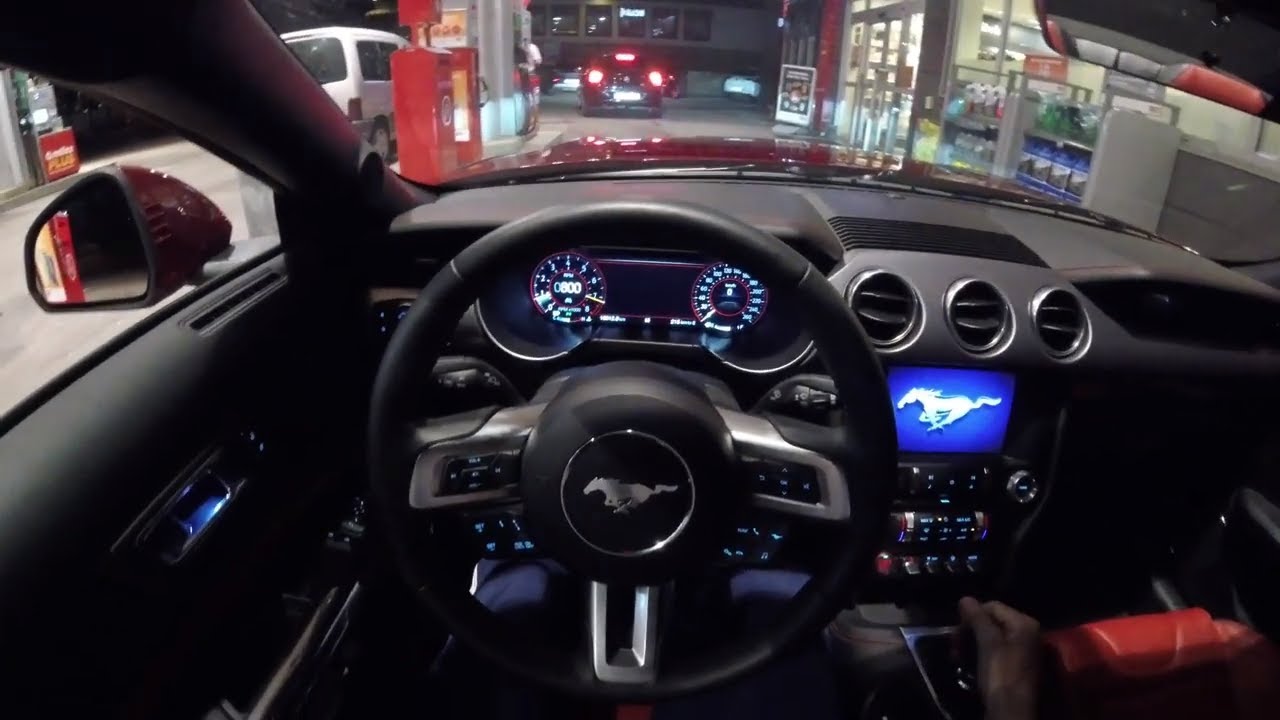 Video: 2018 Ford Mustang GT V8 - Night POV Drive
