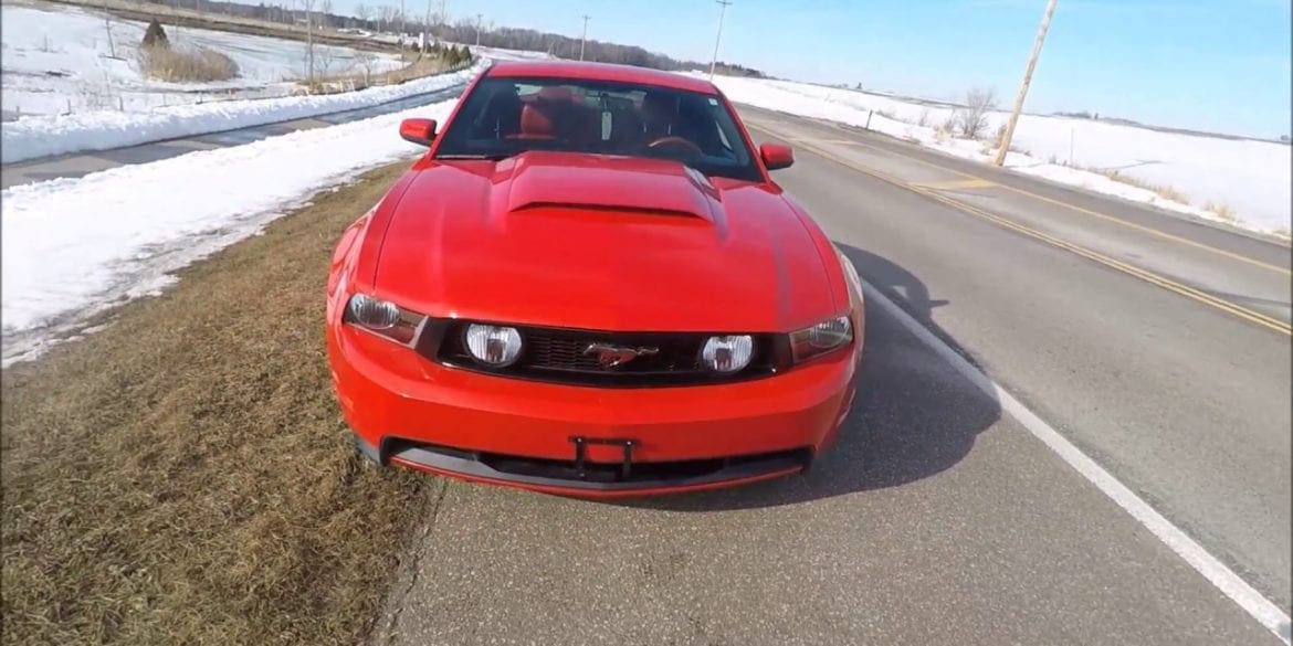 Video: 2011 Ford Mustang GT 0-60 Acceleration