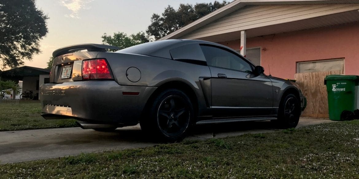 Video: Quick Look At A 2003 Ford Mustang V6