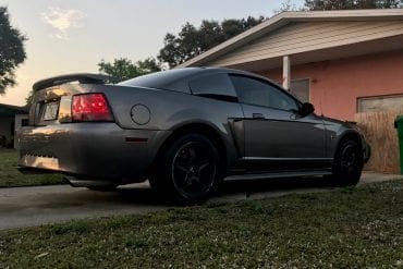 Video: Quick Look At A 2003 Ford Mustang V6