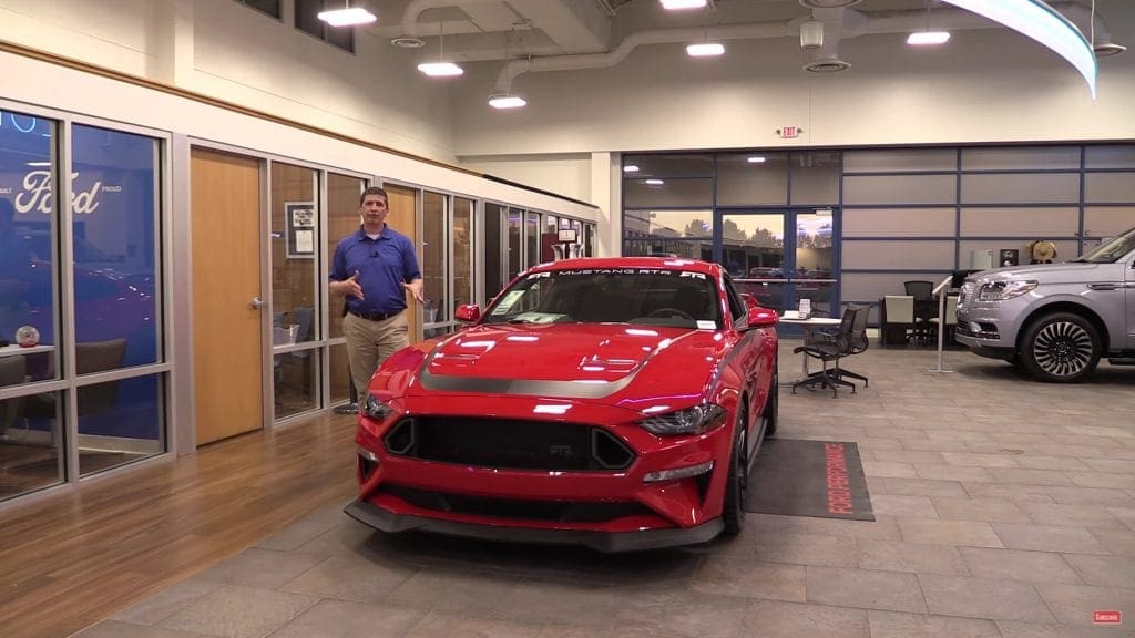 Video: 2019 RTR Mustang In-Depth Walkaround - Mustang Specs