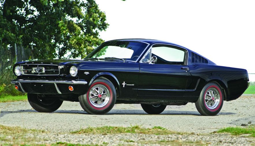Blue 1964 1/2 Mustang