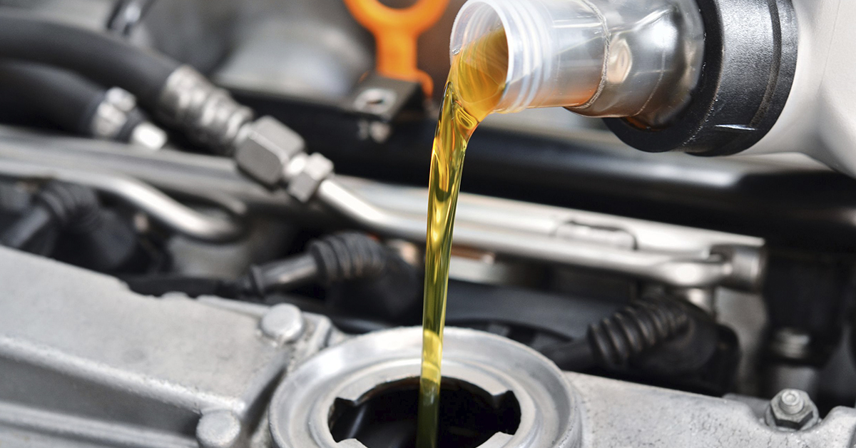 Pouring engine additive in crankcase