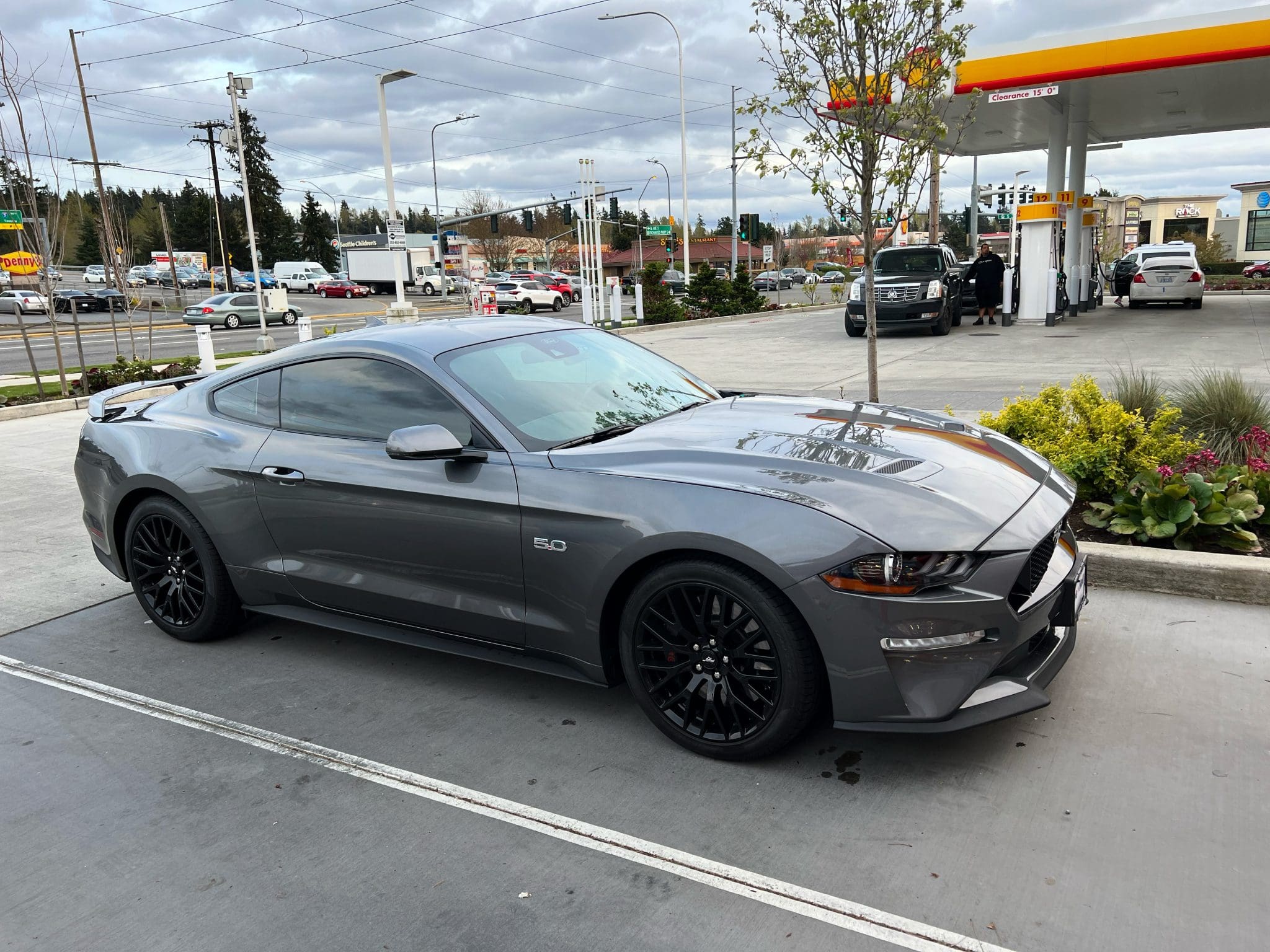 Carbonized Gray 2022 Ford Mustang