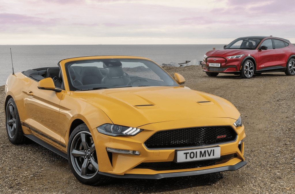 Cyber Orange 2022 Ford Mustang