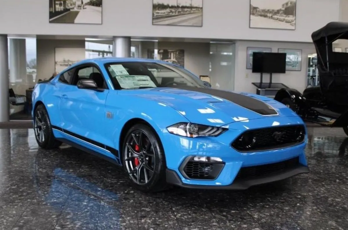 2022 Blue Mustang V6