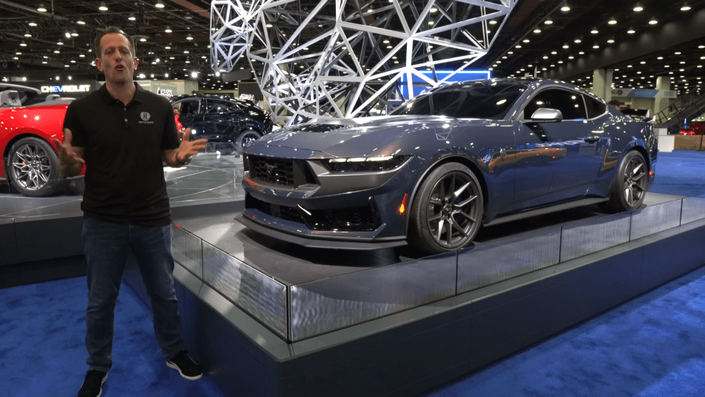 InDepth Look At The 2025 Ford Mustang Dark Horse Mustang Specs