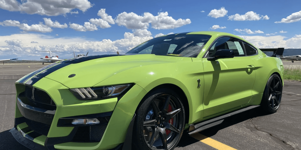 FOR SALE: Grabber Lime 2020 Ford Mustang Shelby GT500