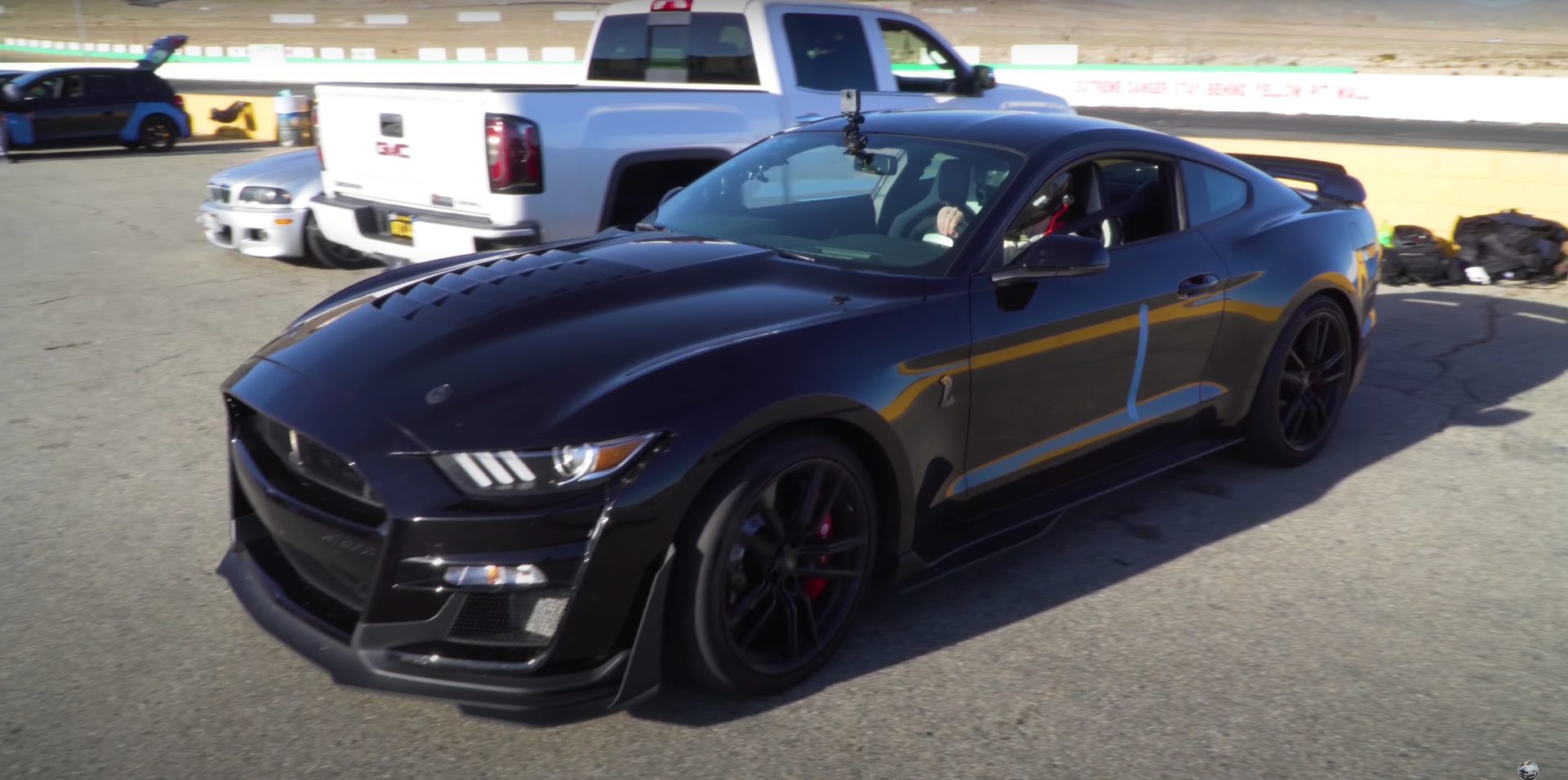 2020 Shelby GT500 Goes Full Throttle At The Willow Springs International Raceway!
