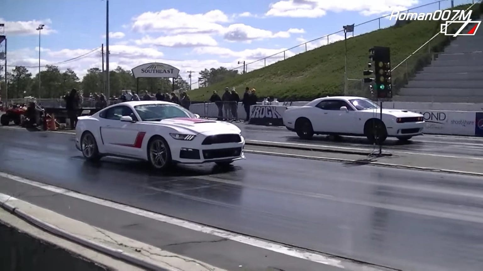 Roush Mustang Stage 3 vs Dodge Challenger Hellcat Mustang Specs