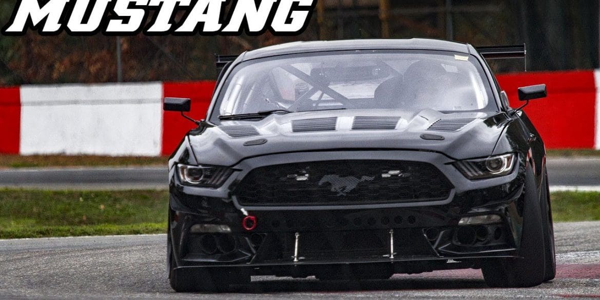 Raw Sound From The Ford Mustang's V8 Engine