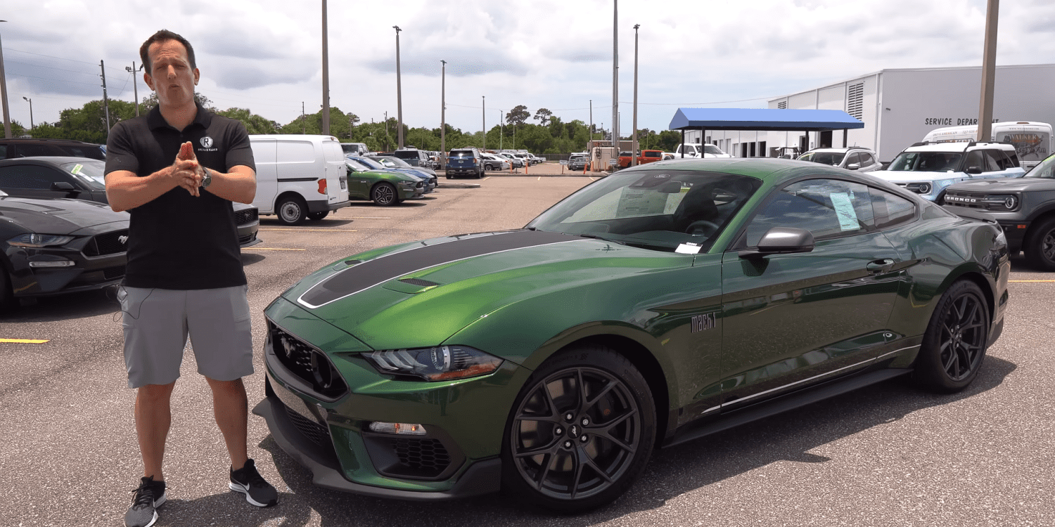 Ford mustang suv