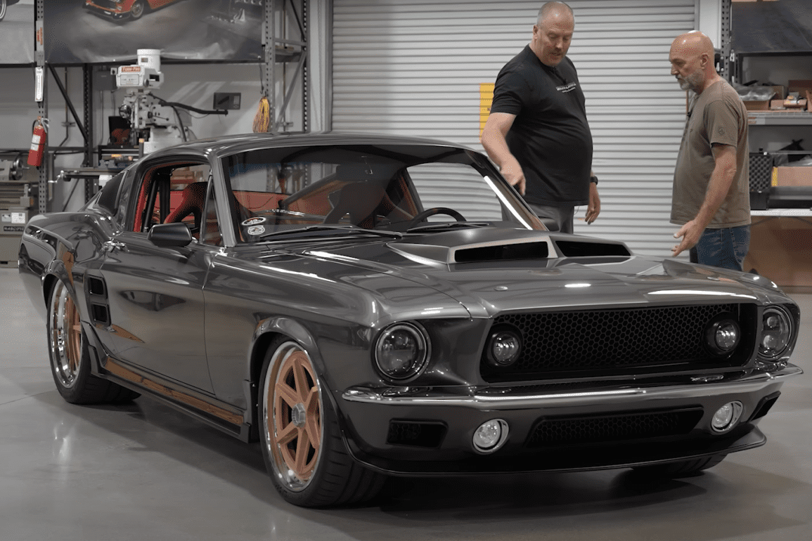 2020 Ford Mustang Gt500 Vs 2019 Ferrari 812 Superfast Mustang Specs