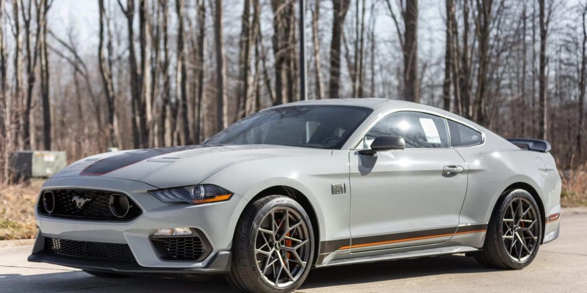 2022 Ford Mustang Mach 1