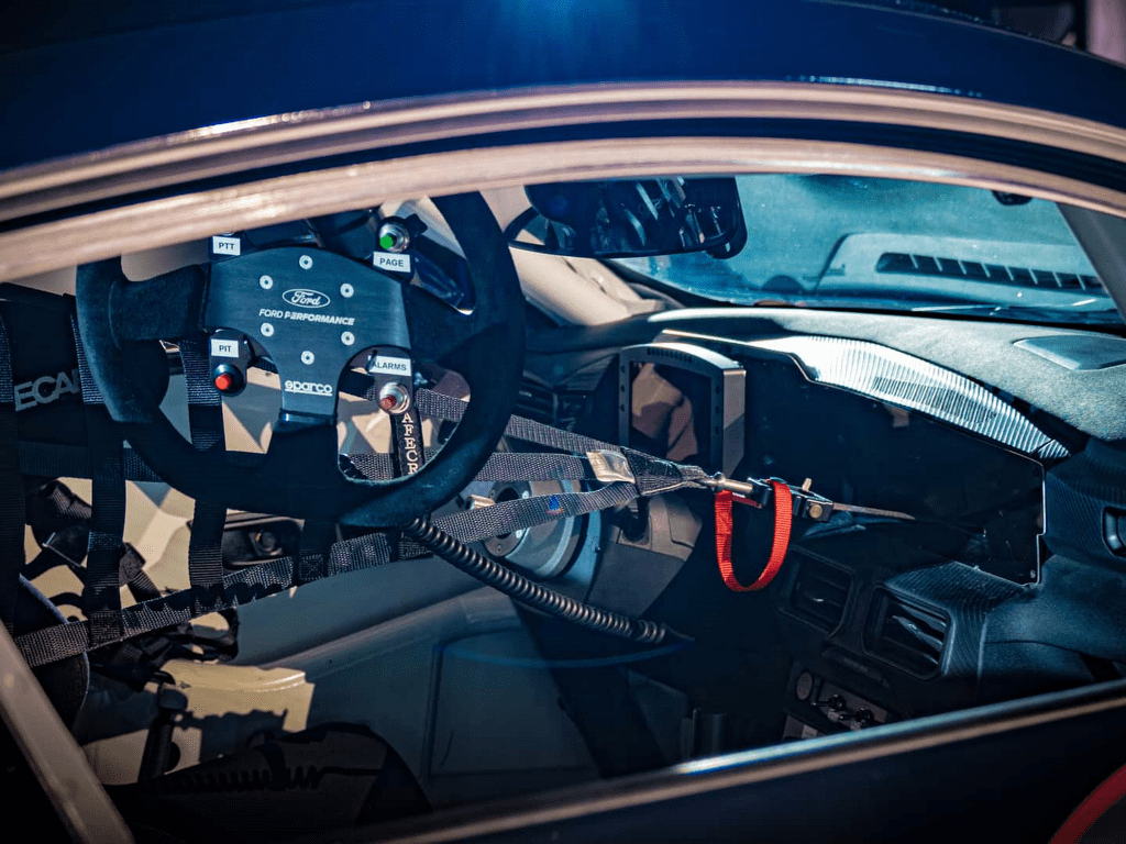 2024 Ford Mustang Dark Horse R interior