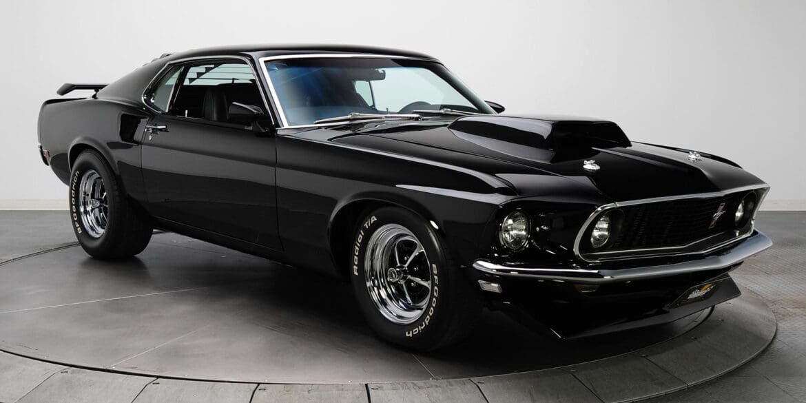 This 1969 Ford Mustang Is Faster Than A Lamborghini!