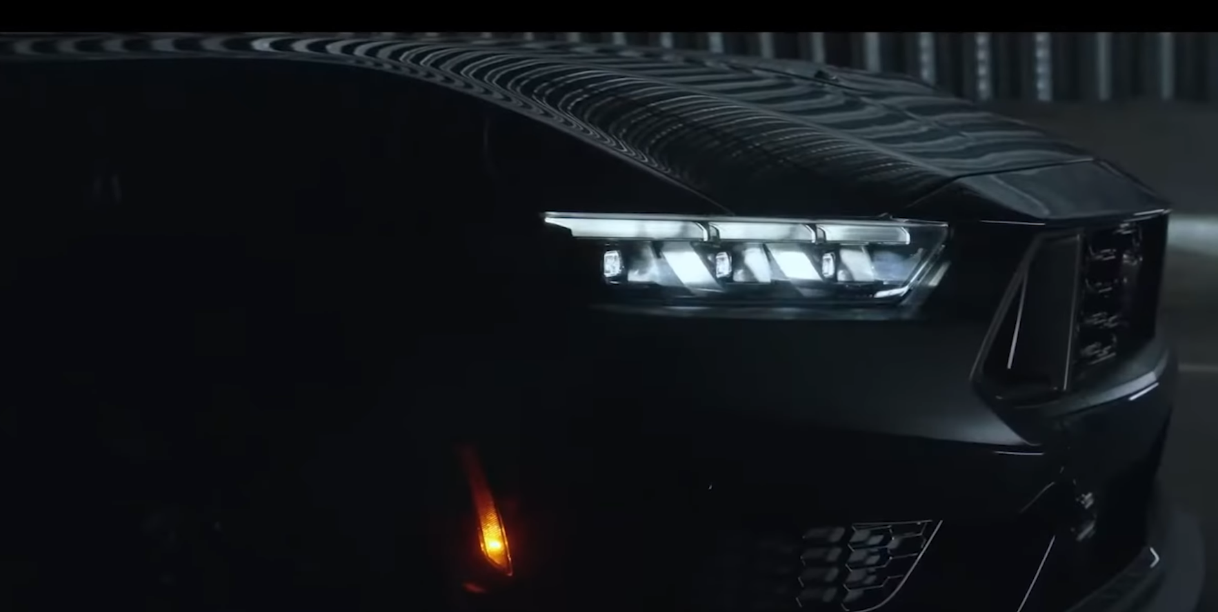 2025 Mustang GT Dark Horse